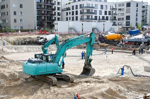 Excavator selection for urban infrastructure - Emissions, Noise, and Regulatory Filters