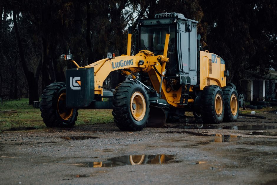 Urban infrastructure motor grader spec map: 150-240 hp class selection guide