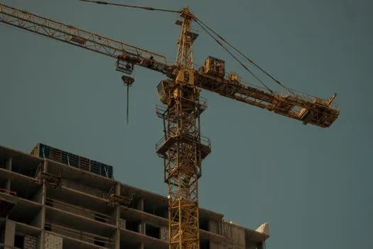 Truck-Mounted Crane selection for urban infrastructure - Selection workflow for an urban-infrastructure procurement