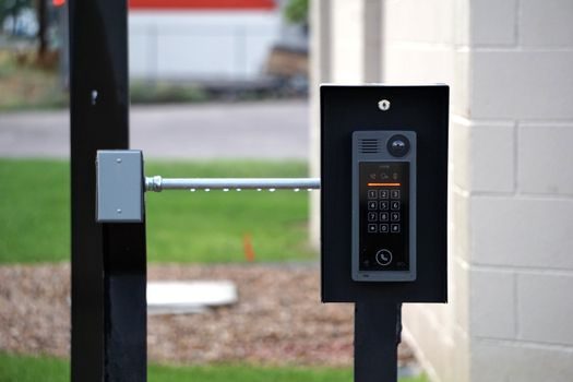 Vision Controller selection criteria - Gate 5 — Communication Protocols, Software Stack and Vendor Lock-in