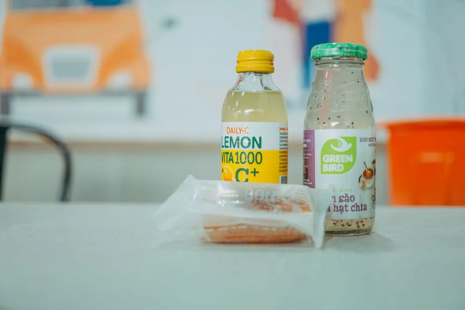 VLM selection for food and beverage: spec gates, hygiene, and 2026 layout data