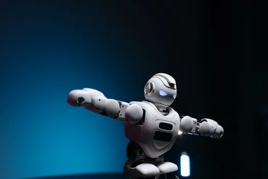 warehouse robotics demand forecast 2026-2030 - End-User Breakdown: E-Commerce, Automotive, Pharma, F&B