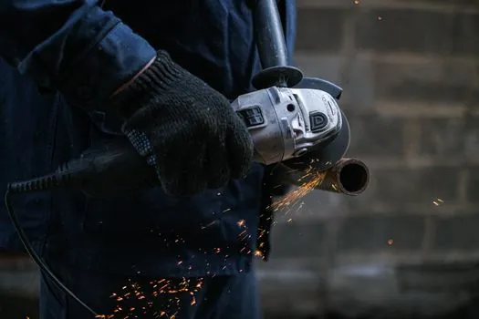 Safety Gloves selection for warehouse operations - Cut and Abrasion Gates for General Warehouse Picking