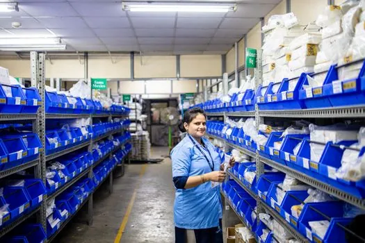 Safety Gloves selection for warehouse operations - Implementation Gates for Safety and Procurement Teams
