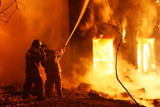 Protective Clothing selection for welding operations - Common Failures in the Field: Burn-Through, Seam Failure, and Underlayer Ignitio