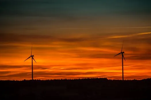 Worm Gear Reducer selection for wind power - Standards, Sourcing, and Manufacturer Landscape