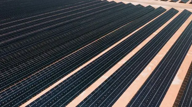 how many operators does a 1 GW solar cell line need? - Comparing Operator Intensity Across Line Types