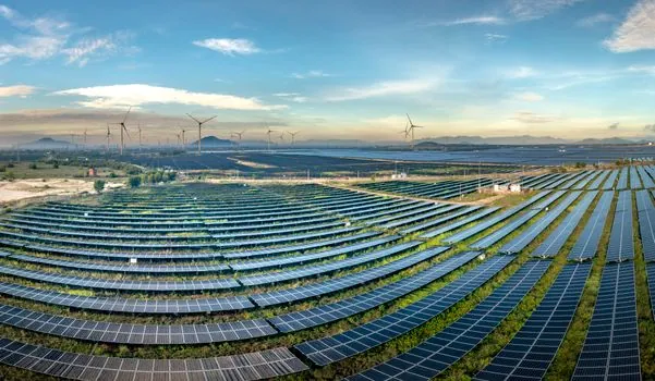 how many operators does a 1 GW solar cell line need? - How Cell Technology Changes the Headcount