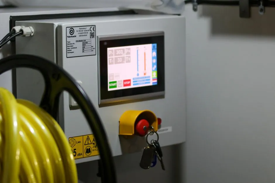 1000 mm Stroke Linear Actuators: Sizing, Drive Limits, Sourcing