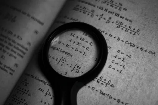 accuracy of plus or minus 2 C or 2 percent of reading explained - Field failure modes engineers actually hit
