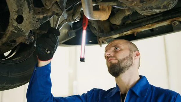 3/8 inch stubby air impact wrench for engine bay work - Air Supply, Noise, and Vibration Constraints