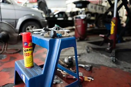 3/8 inch stubby air impact wrench for engine bay work - Standards, Sourcing, and Trackable Signals
