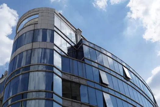 aluminium window insulating glass make-up 5+12A+5 vs 6+16Ar+6 - Cost, Lead Time, and Sourcing Reality