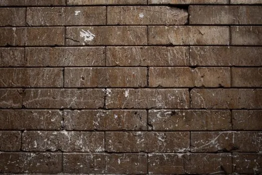 AAC block construction sequence for a load-bearing wall - Reinforcement, lintels, and the rules the wall must obey