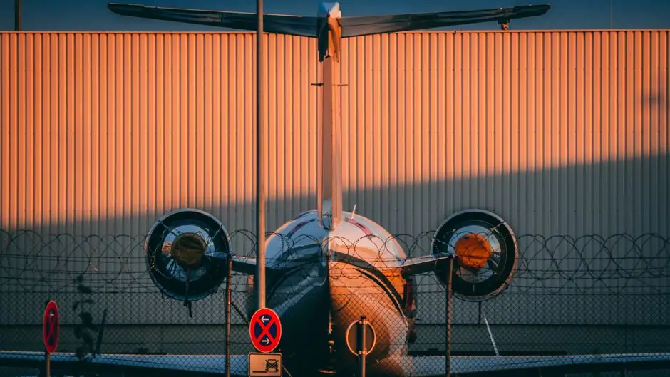 AFP vs ATL in Aerospace Composites Layup: Geometry, Throughput, and 2026 Market Sizing