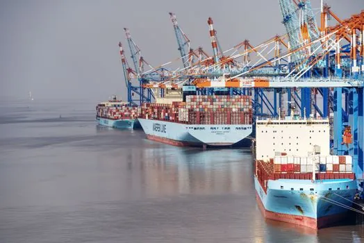 AGV Robot selection for chemical shipping - When NOT to Specify an AGV in Chemical Shipping