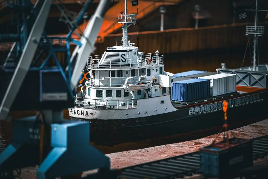 AGV Selection for Chemical Shipping: Payload, Navigation, Hygiene Specs
