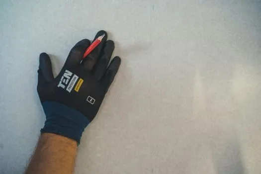 Air Pick selection for interior finishing - Air budget at the work point: 12-18 CFM is the realistic band