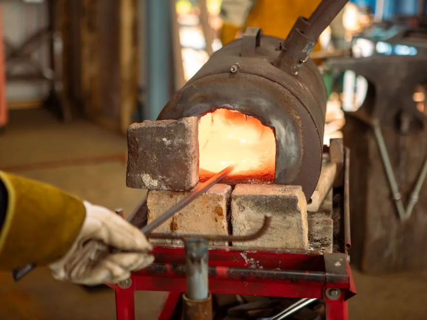 Aluminum Induction Holding Furnace: 680 to 750 °C Operating Window