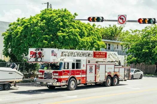 Aluminum Ladder failure modes and prevention - Trackable signals for the next review