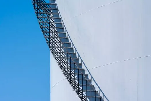 Aluminum Ladder selection for bridge construction - Standards map: which code governs which ladder