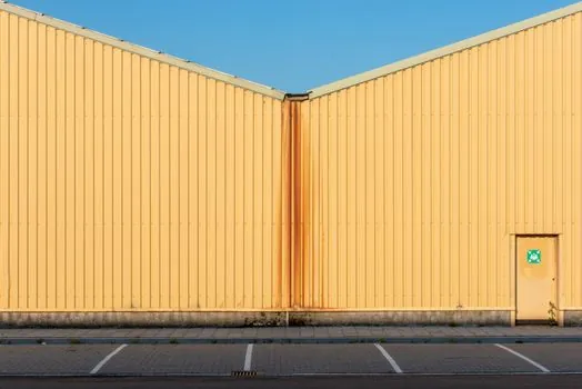 Aluminum Veneer Panel selection for cold storage warehouses - Failure Modes and Limits Specific to Cold Storage Veneer
