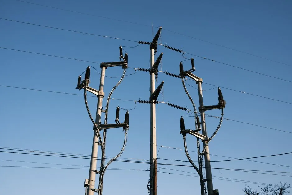 Amorphous Core Transformers as a GOES Shortage Workaround: Spec Reality Check
