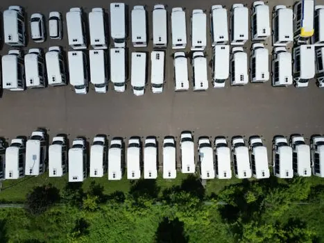 AMR traffic management bottlenecks at elevators and doors - Fleet-Manager Behavior That Actually Clears Queues