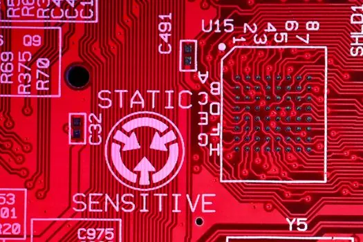 avalanche photodiode receiver sensitivity in laser distance meters - Failure modes, safety, and standards engineers actually check