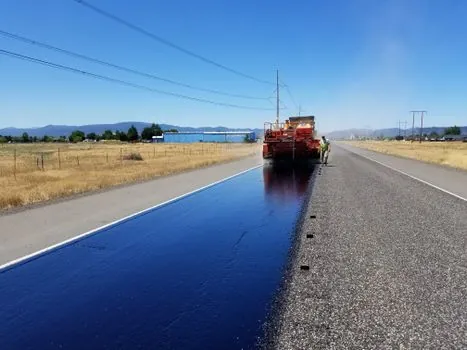 Asphalt Paver working principle explained - Tracked vs. Wheeled Pavers: When Each Layout Wins