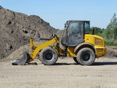 Backhoe Loader vs Asphalt Paver - Limitations and Common Mismatches