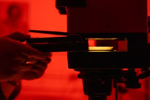 backlighting vs coaxial lighting for edge detection on a vision measuring system - Integration notes for a vision measuring system station