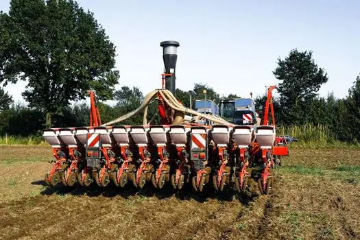 Ball Spline selection for agriculture machinery - Accuracy Classes N, H, and P Under Field Conditions
