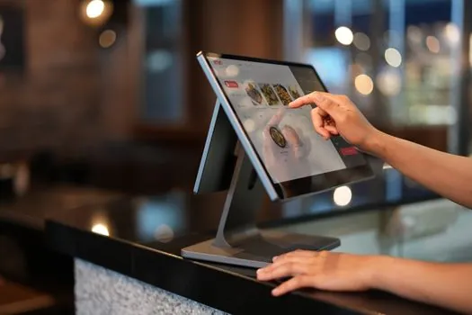 Bench Scale selection for retail distribution - Connectivity, data output, and the Industry 4.0 counter