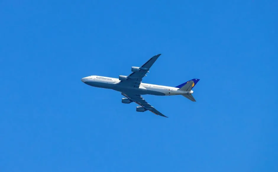 Best Aerospace Lubricants: Spec-Anchored Selection by Base Fluid and Sub-System