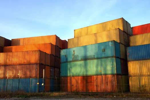 bonded warehouse and foreign trade zone use for tariff deferral - Quantified Working-Capital Example