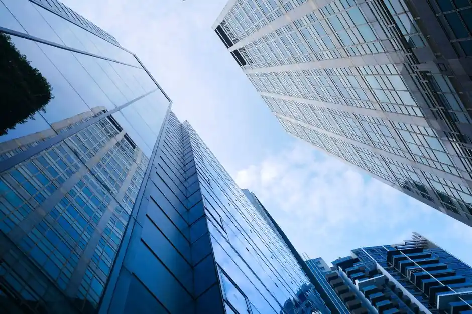 Building Automation 2026: USD 122B Market, Open Protocols, AI Retrofit Push