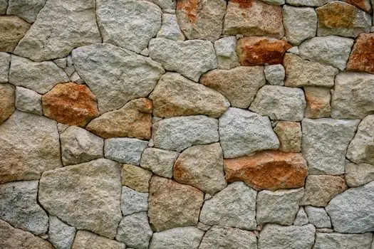 Building Stone selection for cleanrooms - Comparing the four stone types a specifier will actually see