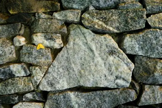 Building Stone selection for prefabricated construction - Failure Modes and What to Specify Against Them