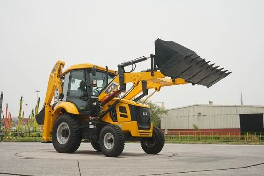center-mount vs side-shift backhoe loader - Limitations and Common Failure Modes