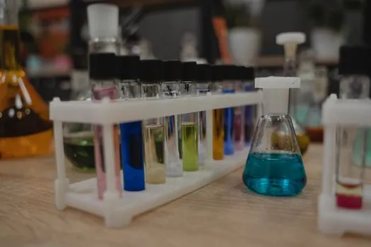Chemical Reagent selection for mold and die making - Decision matrix: which release agent for which tool and resin
