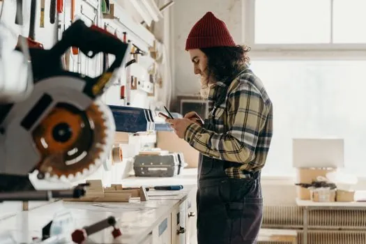 Circular Saw advantages and disadvantages - Corded vs Cordless Trade-Offs