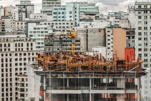 Climbing Formwork System selection for demolition work - Selection Criteria From the Constructability Literature