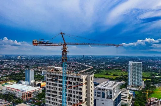 Climbing Formwork System selection for masonry - Crane-Dependent vs Self-Climbing vs Single-Sided: A Criteria Comparison