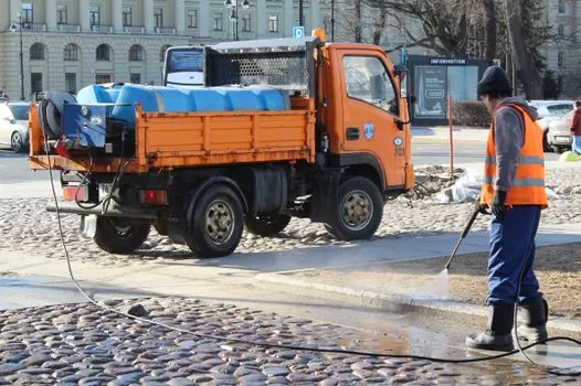 Concrete Pump Truck selection for snow removal - Route Fit: Where a Pump Truck Works, Where It Does Not