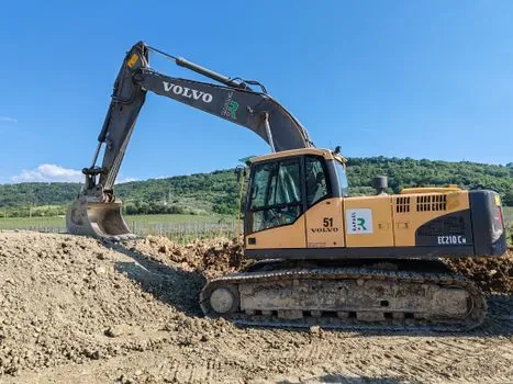 crawler excavator suppliers and manufacturers - Selection criteria and direct comparison across the supplier tiers