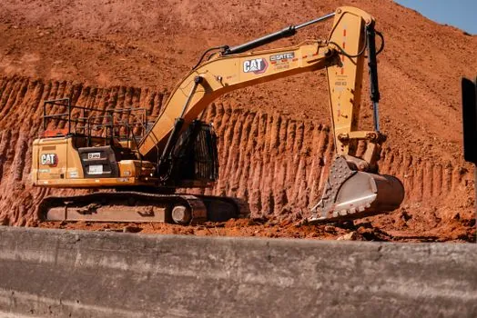 crawler excavator suppliers and manufacturers - Travel speed, swing controls, and idle-saving logic
