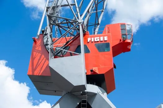 crawler crane vs truck crane for heavy lift foundation work - Where each type fails: constraints engineers miss on a foundation bid