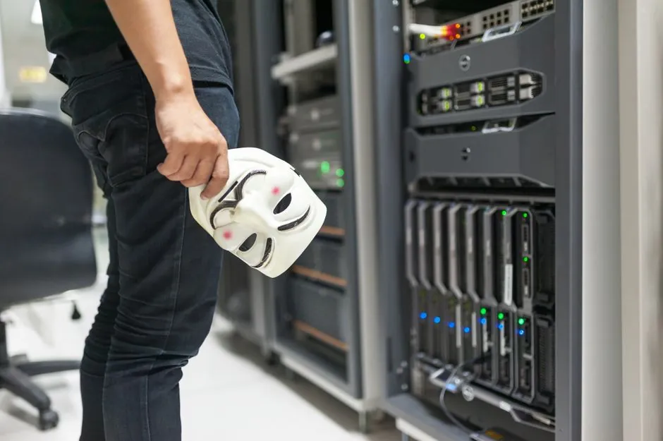 Data Center Flooring Selection: ESD Bands, Resin Systems, and Load Ratings Compared