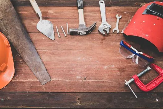 Demolition Hammer selection for masonry - Comparison Table: Demolition Hammer Classes for Masonry